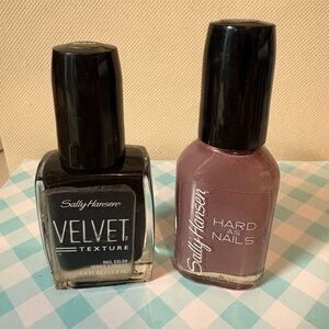 Sally Hansen Nail Polish Duo - Black and Taupe